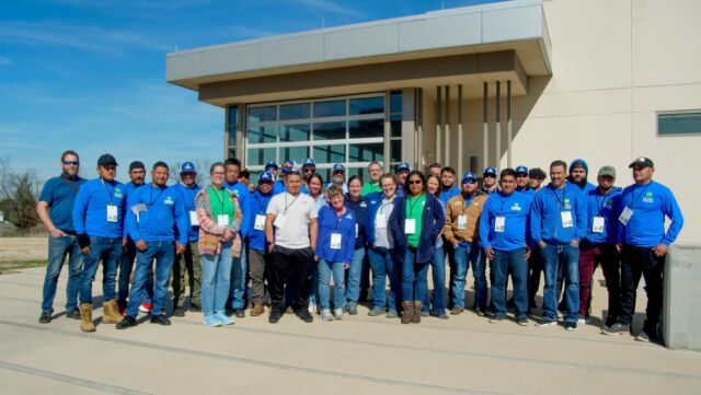 On Tuesday our team went to the 1st Annual North Texas Bilingual Tree Care and Safety Workshop that was hosted by Trinity Blacklands Urban Forestry Council. We learned so much, and met some great people too.